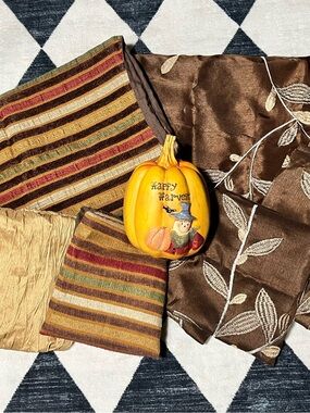 Signature Homestyles Fall Textiles.